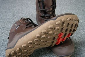 A Review of the VIVOBAREFOOT Off-Road Hi