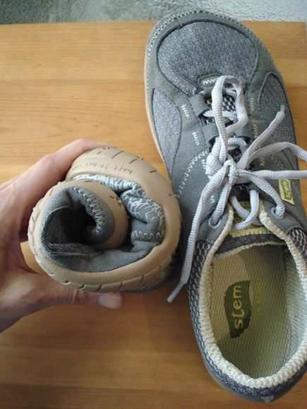 Stem Footwear - Flexibility
