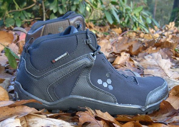 VIVOBAREFOOT Synth Hiker Next to Off-Road Hi